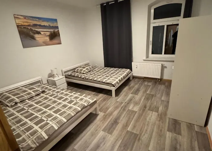 Kernsanierte Monteurwohnungen In - Sofort Verfuegbar! Apartment